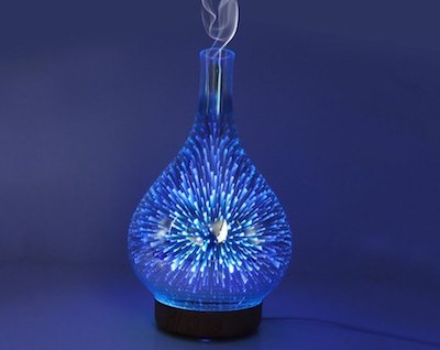 壺型の青く光る加湿器 空気清浄機 アロマ