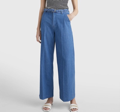 Tommy Hilfiger　HIGH RISE WIDE LEG BELTED JEANS