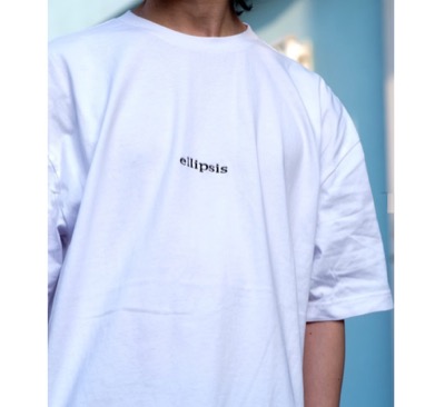 THE MILES　ellipsis イリップシス エンブロイデリーT(ロゴ) Tシャツ