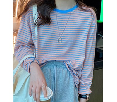 DAY CLOSET（デイ クローゼット）　ボーダー柄ドロップショルダーロングTシャツ