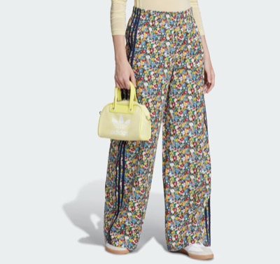 adidas（アディダス）　Liberty London ワイドレッグ トラックパンツ