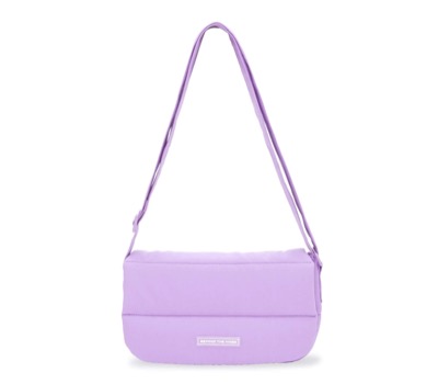 Beyond The Vines（ビヨンド ザ バインズ）　Pocket Poofy Bag