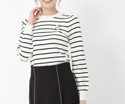 MISCHMASCH（ミッシュマッシュ）　ブローチ付きラメバリエーションニット