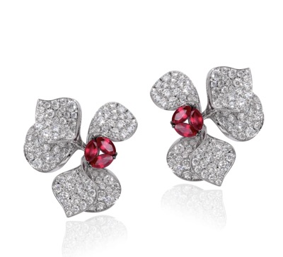STENZHORN（ステンツホーン）　À FLEUR DE PARIS ルビーリーフピアス