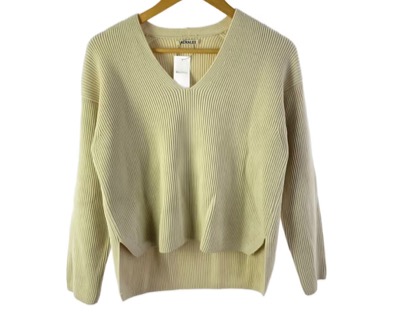 AURALEE（オーラリー）　SUPER FINE WOOL RIB KNIT V NECK