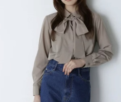 NATURAL BEAUTY BASIC（ナチュラルビューティーベーシック）　シャツカラーリボンブラウス