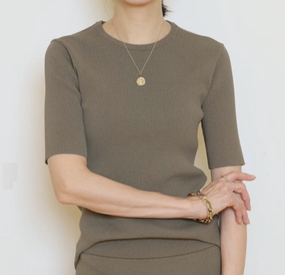 MUSE de Deuxieme Classe（ミューズ ドゥ ドゥーズィエム クラス）　DINER B RIB クルーネックプルオーバー