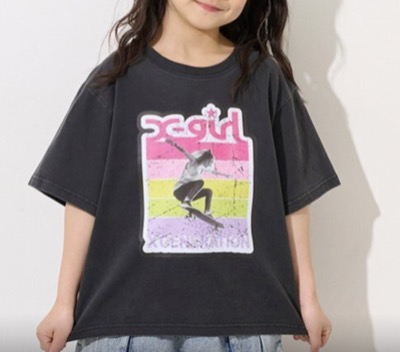 X-girl Stages（エックスガールステージズ）　スケボーガール転写プリント半袖Tシャツ