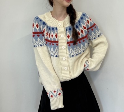 by muni:r（バイ ムニール）　ノルディック柄 ジャガードニットカーディガン