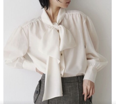 TONAL（トーナル）　ビックリボンボウタイブラウス