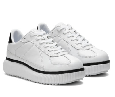 onitsuka tiger（オニツカタイガー）　DELECITY