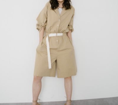 HANNE（アン）　オープンカラーショートオールインワン