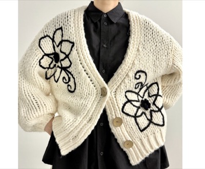 Libra Cue（リブラ キュー）　フラワー刺繍オーバーカーディガン