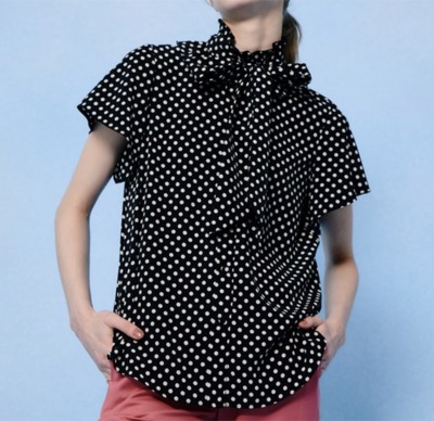 LOULOU WILLOUGHBY（ルルウィルビー）　デシンドットフレアスリーブブラウス