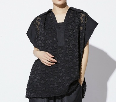 MOGA Collection（モガ コレクション）　フラワーカットジャガードブラウス