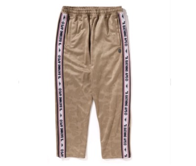 A BATHING APE(ア・ベイシング・エイプ) SOLID CAMO ONE POINT RELAXED FIT SWEATPANTS