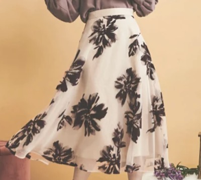 NOELA（ノエラ）　フロッキーシアースカート