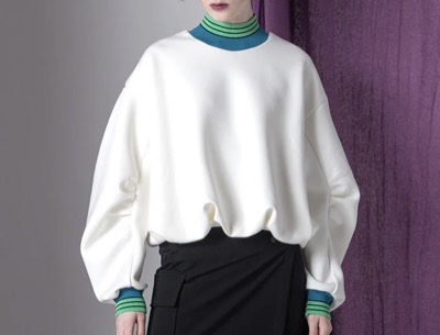 AULA AILA（アウラアイラ）　MULTI BORDER BALLOON PULLOVER