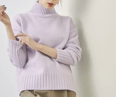 ROPE'（ロペ）　タスマニアウールボトルネックタイトプルオーバーニット