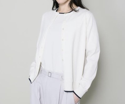 I.T.'S. international（イッツインターナショナル）　配色クルーネックアンサンブル