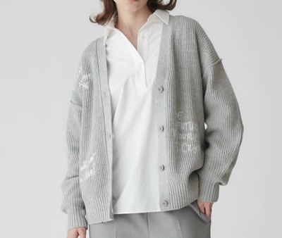 BEATRICE(ベアトリス) レタリング刺繍ニットカーディガン