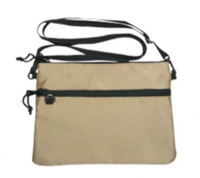 REAL STYLE(リアルスタイル) 撥水シンプルスクエアサコッシュ