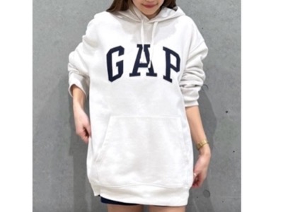 GAP（ギャップ）　リラックスGapロゴパーカー