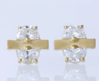 ENEY（エネイ）　FULL MOON K18YG PIERCED EARRINGS