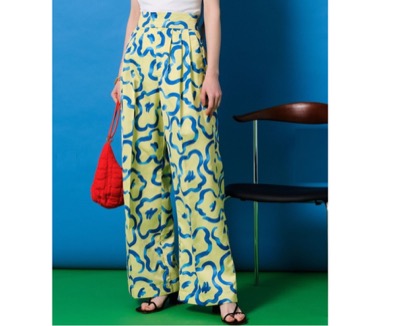 MAISON SPECIAL（メゾンスペシャル）　フラワープリントタックワイドパンツ