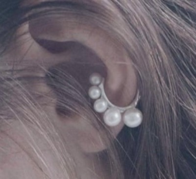 IRIS47（イリスフォーセブン）　pearl ear cuff