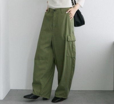 PUAL CE CIN（ピュアルセシン）　カーブシルエットカーゴパンツ