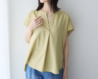YECCA VECCA（イェッカヴェッカ）　サラサラスキッパーブラウス
