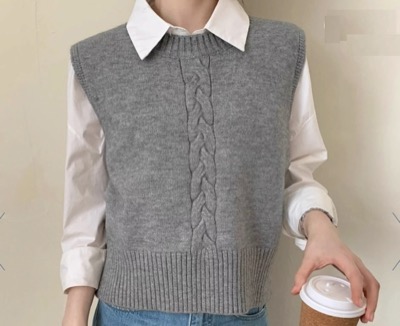 miniministore（ミニミニストア）　ケーブル編み ニットベスト バックボタン