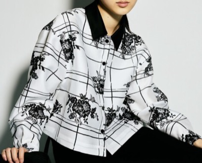LOULOU WILLOUGHBY（ルルウィルビー）　SILK COフラワーチェックシャツブラウス