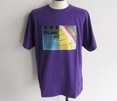 WELLDER（ウェルダー）　Regular Fit T-Shirts (Megi-Island Phot Print)