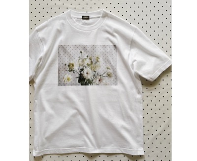 pot and tea(ポットアンドティー) シックなラナンキュラス柄Tシャツ
