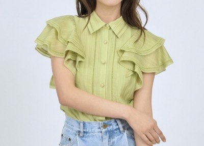 AND COUTURE（アンドクチュール）　ラッフルスリーブシャツブラウス