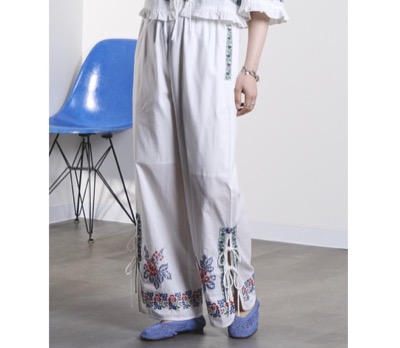 ROSE BUD（ローズバッド）　EMBROIDERY RIBBON PANTS