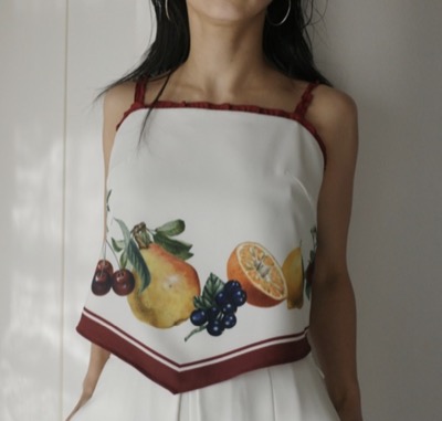 AMERI（アメリ）　MEDI FRUIT SCARF PATTERN CAMI TOP