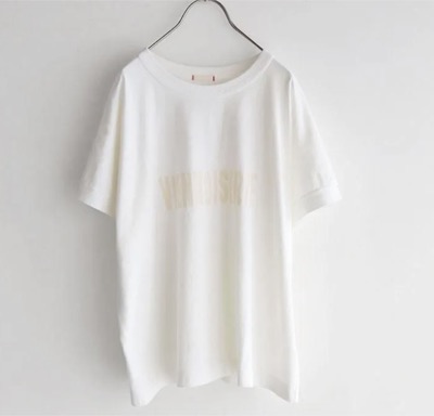 NATURAL LAUNDRY（ナチュラルランドリー）　硫化染め天竺 VIEプリントドルマンリブTシャツ
