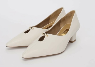 GRISE(グリーズ) レザーカットアウトパンプス