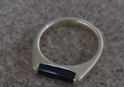 poda(ポダ) square bar stone ring