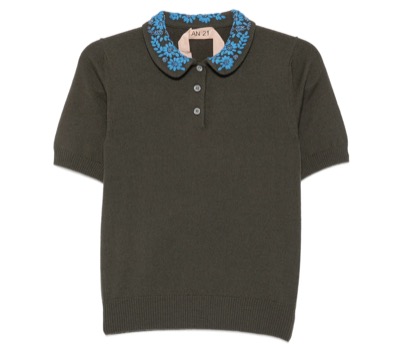 Nº21（ヌメロ ヴェントゥーノ）　Wool polo shirt with embroidered collar